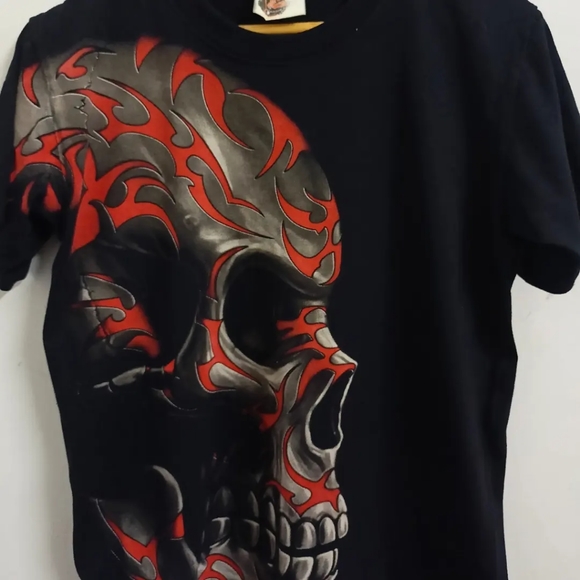 VINTAGE SKULL GRAPHIC T-SHIRT FOR MEN'S AND WOMEN'S. - Picture 4 of 5